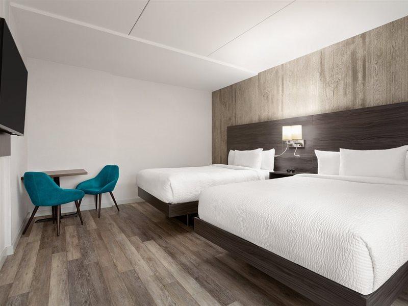 Days Inn By Wyndham Saint John Exteriör bild